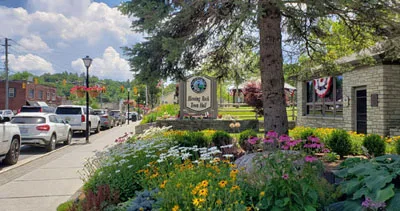 Blowing-Rock-Memorial-Park