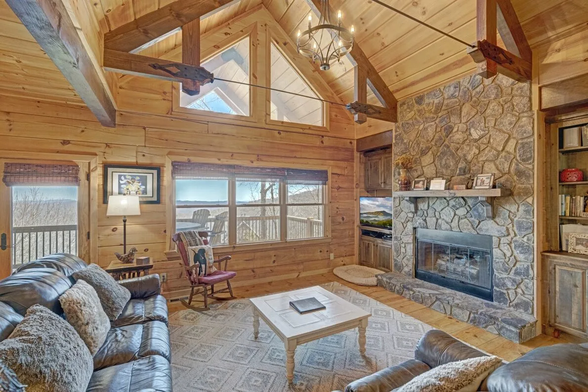 Mountain Vacation Rental in Seven Devils, NC
